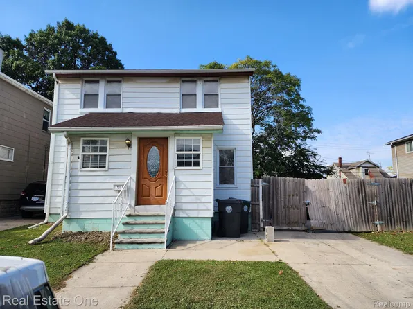 17201 Flora St, Melvindale, MI 48122