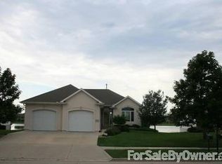 3111 Traders Pointe Rd, Council Bluffs, IA 51501