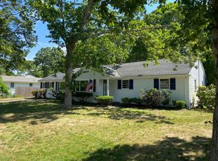 166 Greenwood Ave, Hyannis, MA 02601