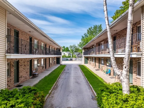 1138 E Walnut St, Green Bay, WI