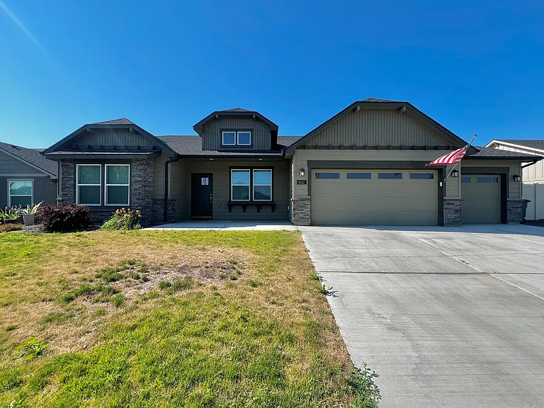 6112 Cottonwood Loop — Photo 2