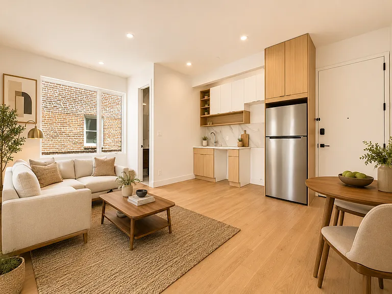 408 Hawthorne St #4R — Photo 5