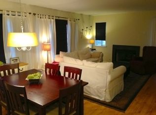 102 Falcon Ridge Way N, Hamburg, NJ 07419