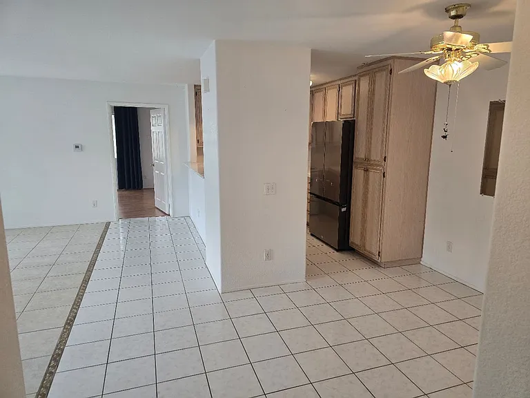 2045 Burton St #51 — Photo 5