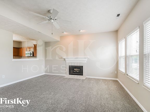 3rd image of 716 Stockbridge Dr