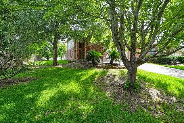 3 bed, 2.5 bath, 1985 sqft, $2,500 — Photo 3
