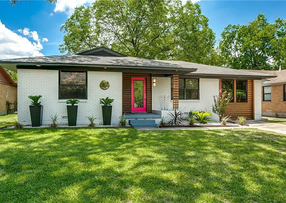 1st image of 2468 Highwood Dr