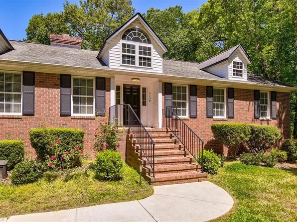 5158 Carlson Dairy Rd, Summerfield, NC 27358