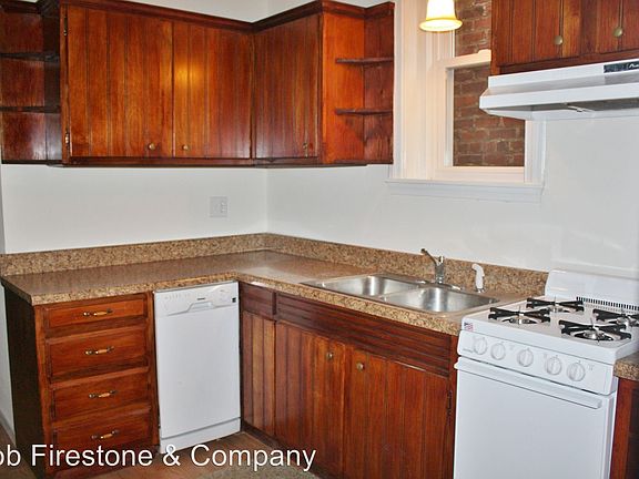 3rd image of 3215 Hanover Ave