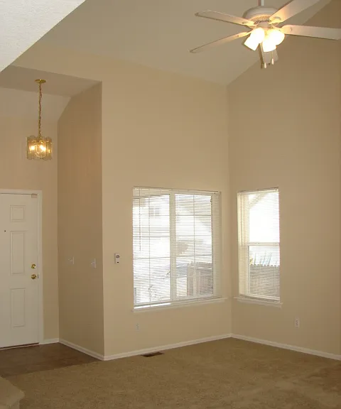 5065 Stone Fence Dr — Photo 2
