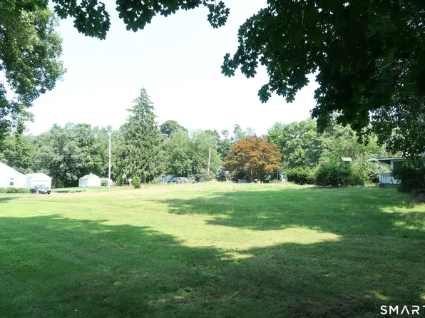 31 Middle Road, Guilford, CT 06437
