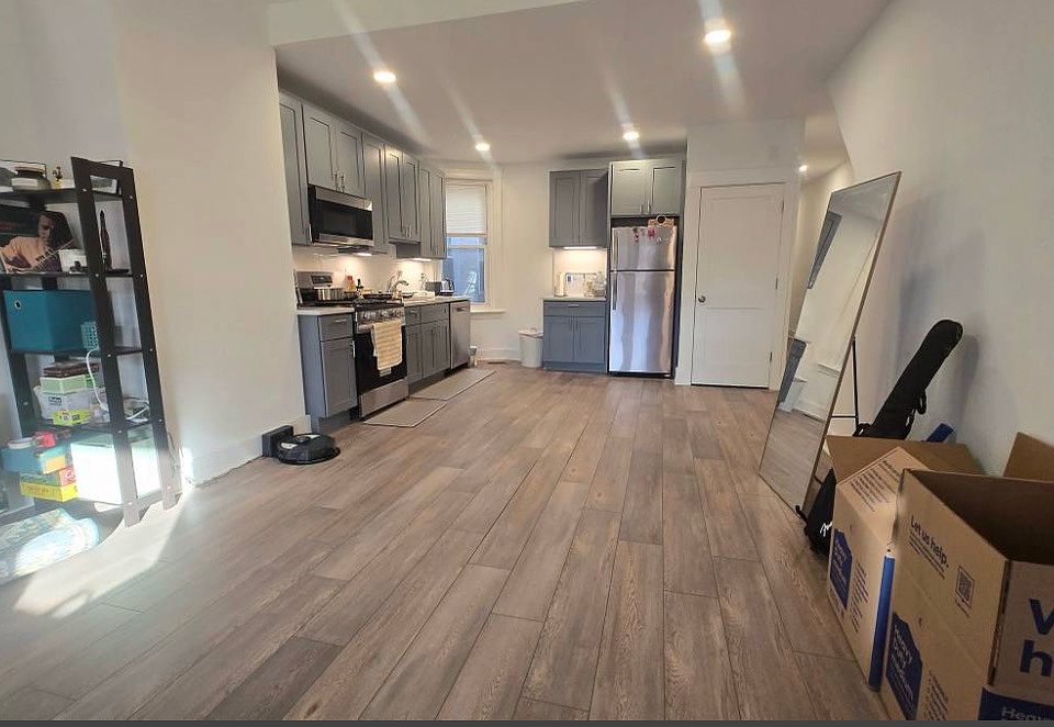 1st image of 115 S 44th St #1