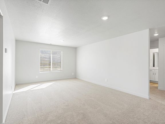 SLC_Aspen_ 4251_Landing_A_959-N-160-East-Santaquin-UT.jpg