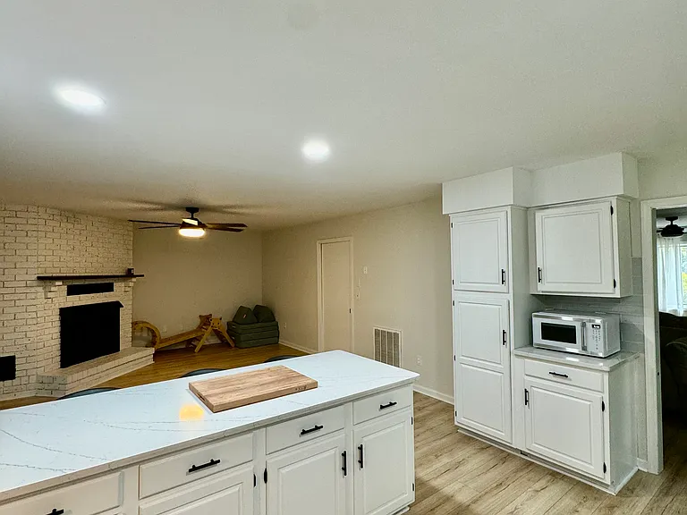 303 Long Leaf Dr — Photo 9