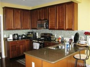 1896 Emerald Dr, Orefield, PA