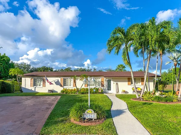 13951 SW 72nd Ter, Miami, FL 33183
