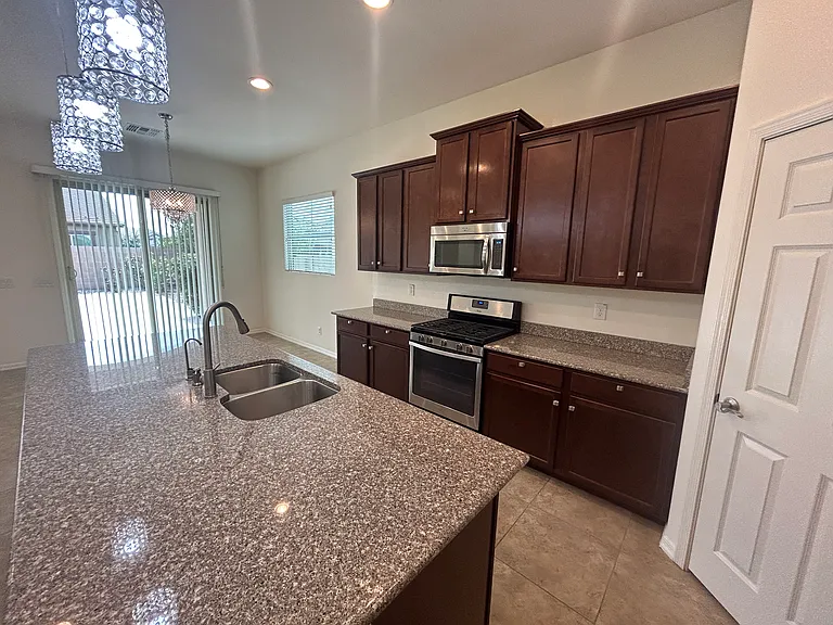 3841 E Powell Pl — Photo 24