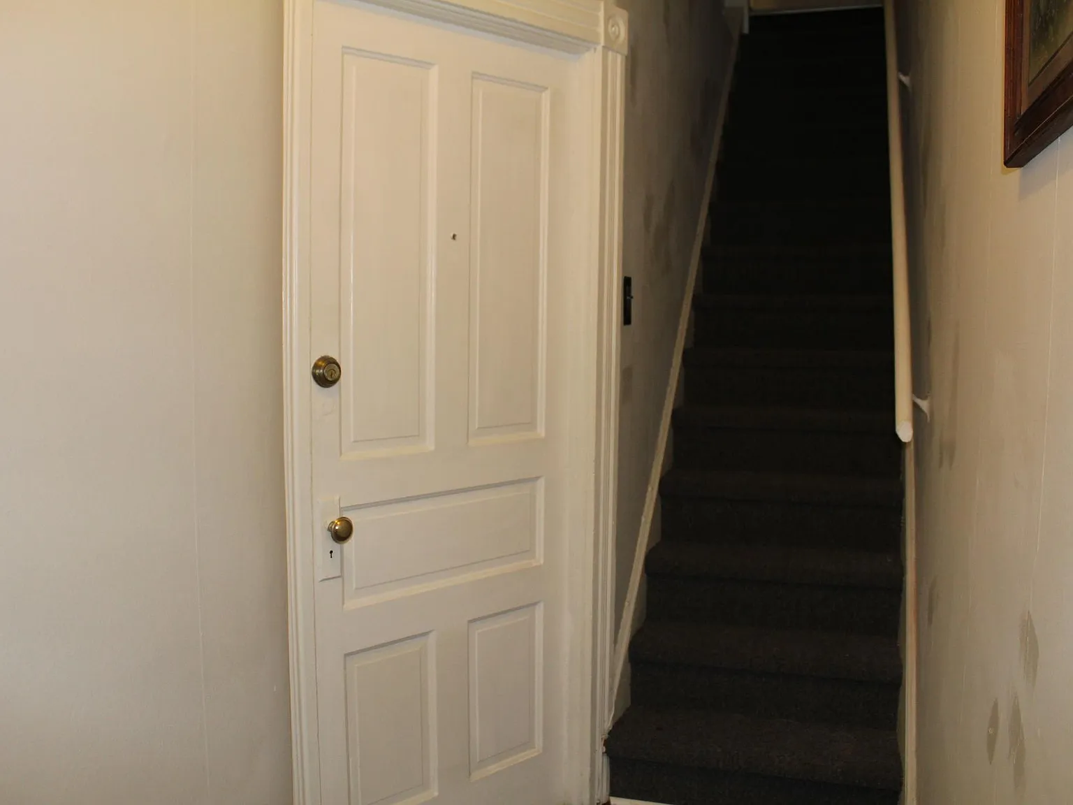343 E New St — Photo 2