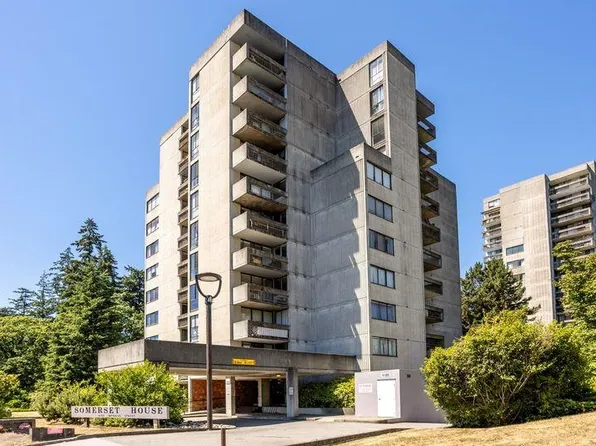 4105 Imperial St #101, Burnaby, BC V5J 1A6