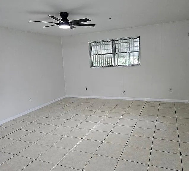6380 NW 25th Ct — Photo 14