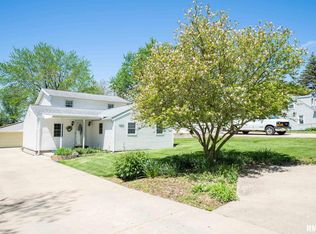 233 Earl Ave, Creve Coeur, IL