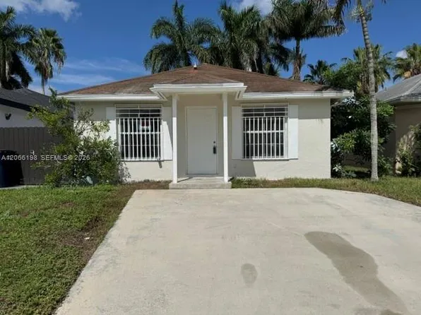 982 SW 9th Ct, Florida City, FL 33034