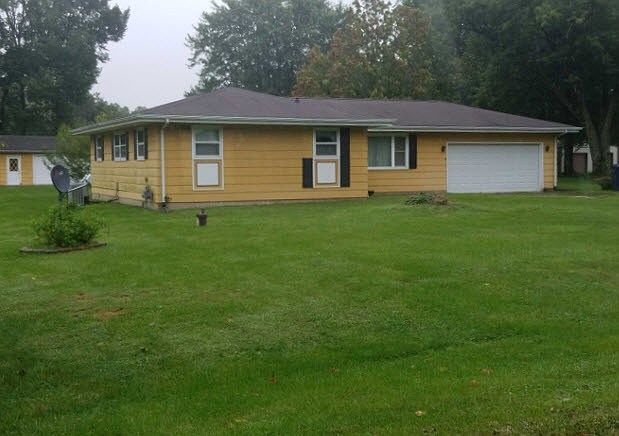 2nd image of 6762 N 1540th St