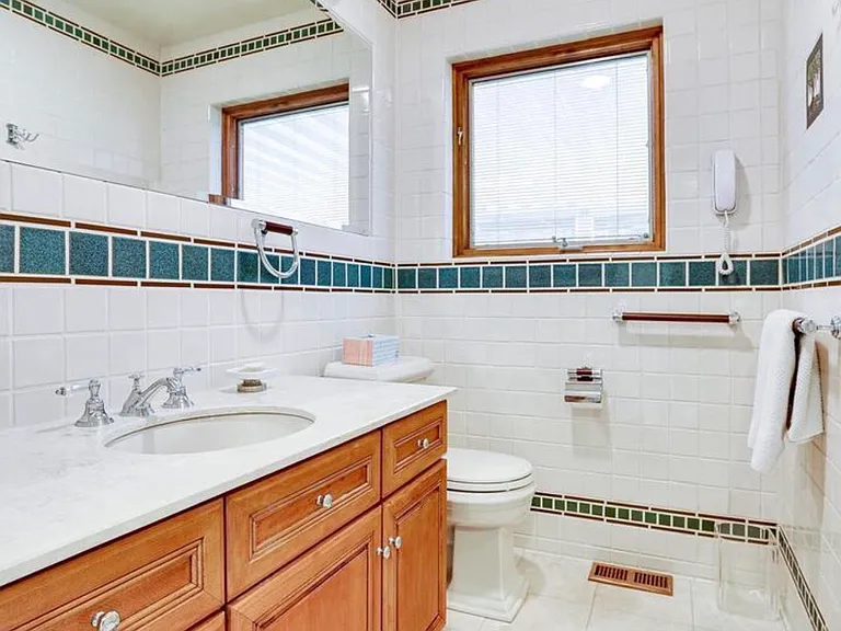7403 Essex Ave — Photo 4