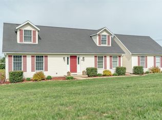 3885 Washburn Rd, Pleasureville, KY 40057