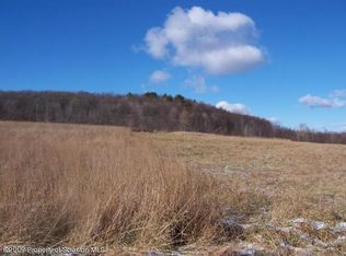 2174 Port Royal Rd, Clarks Summit, PA 18411