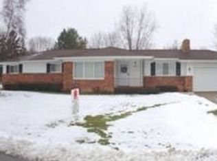 4435 Thorntree Dr, Burton, MI 48509
