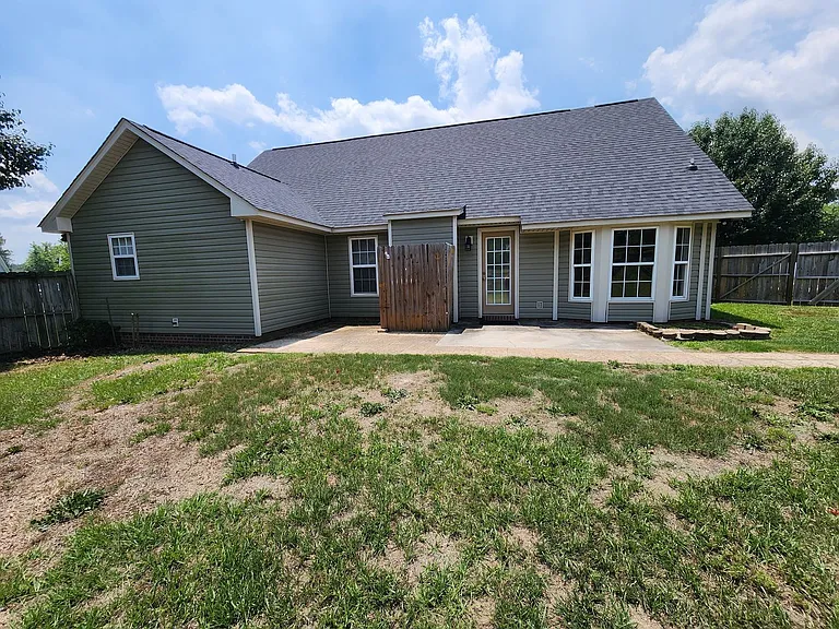 1549 Laurel Oak Dr — Photo 3
