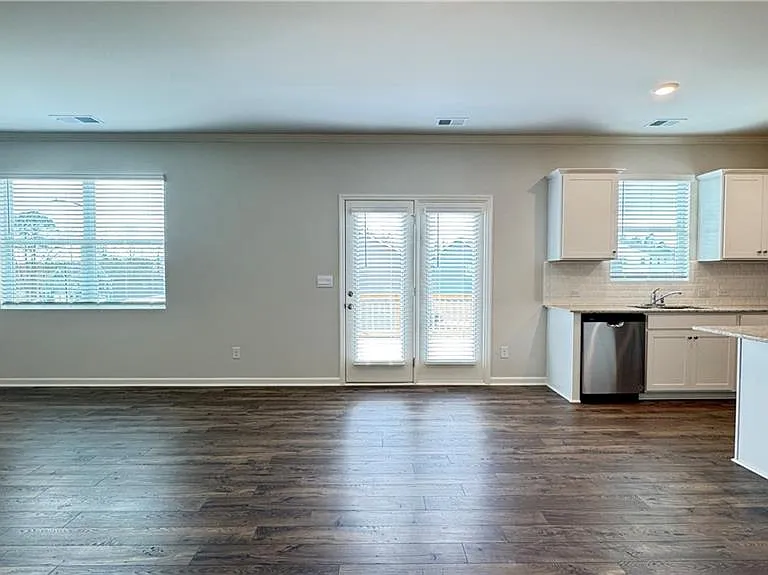 56 Thompson Ridge Ln — Photo 18