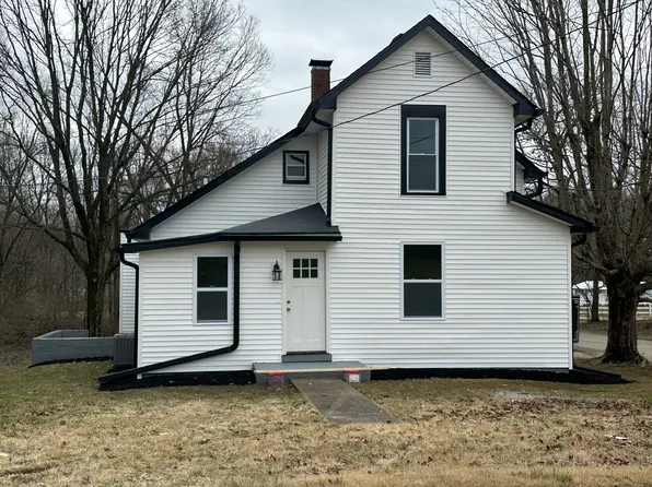 414 W 2nd St, Veedersburg, IN 47987