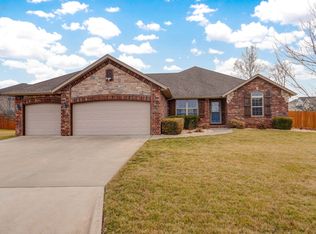 4942 West Silo Hills Drive, Springfield, MO 65802