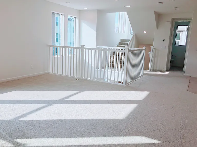 5561 Metropolitan Way — Photo 3