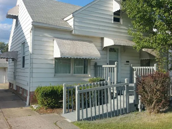 16003 Maplewood Ave, Maple Heights, OH 44137