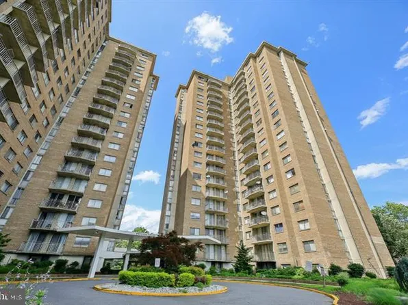 1836 Metzerott Rd APT 106, Hyattsville, MD 20783