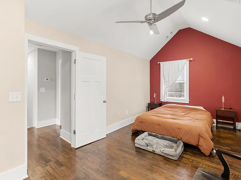 1308 Overton St — Photo 14
