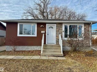 10038 163rd St NW, Edmonton, AB T5P 3N4