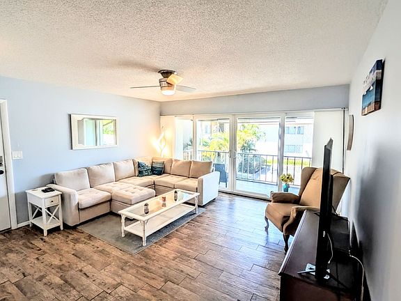 3rd image of 2950 Clark Rd APT 212