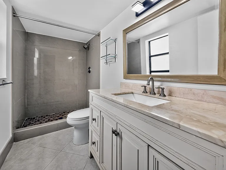 11358 Taft St #11358 — Photo 22