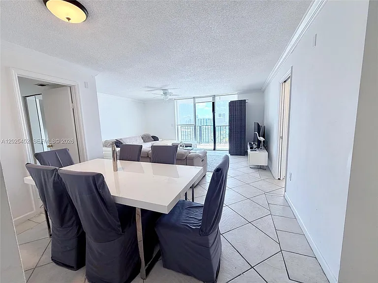 2750 NE 183rd St #Penthouse 10 — Photo 6