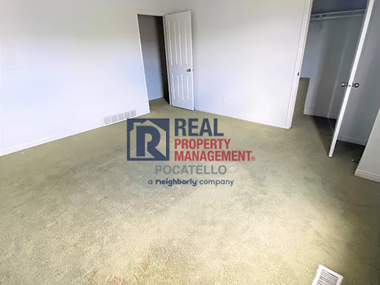 414B Pheasant Ridge Dr — Photo 15