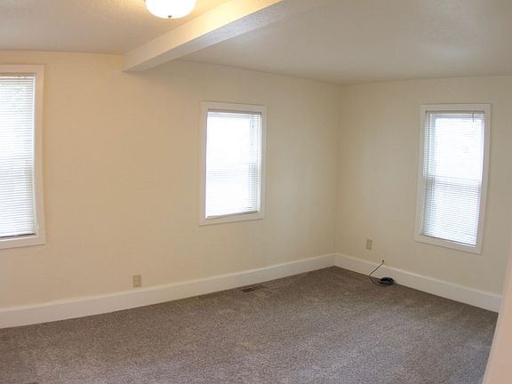 Living Room - 1-2