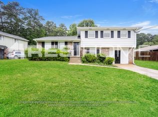 724 Dixon Rd, Jonesboro, GA 30238