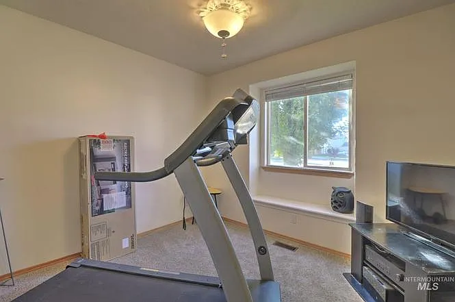 8232 E Orah Way — Photo 10