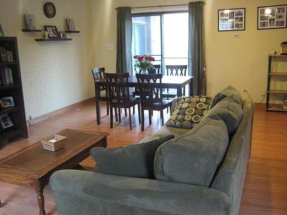 4th image of 15804 Laramie Ave APT 2