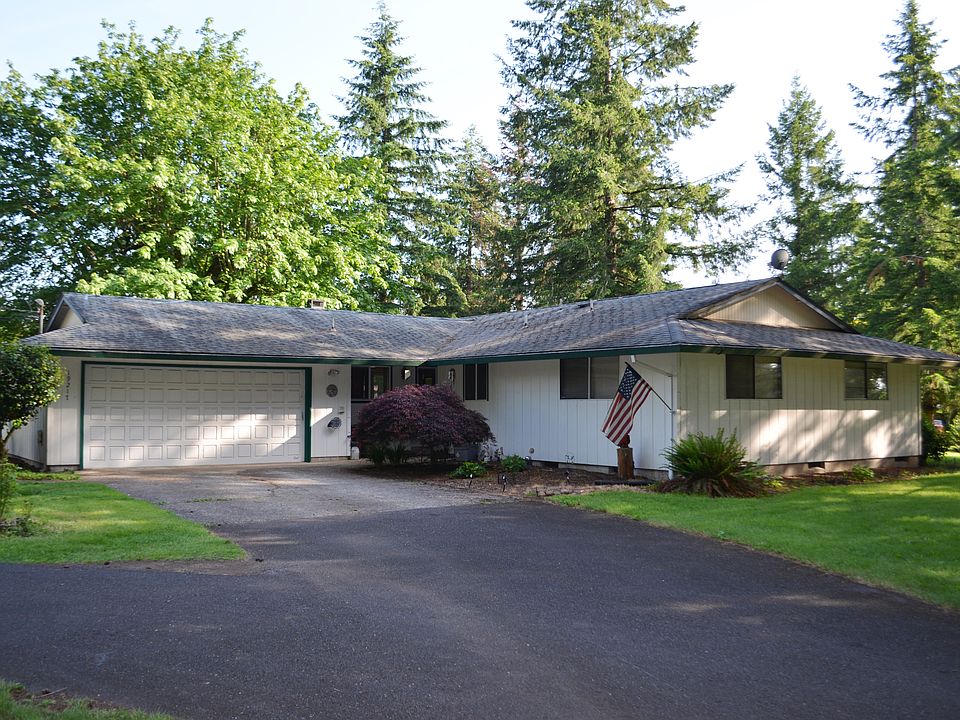 1st image of 19217 NE 219th St
