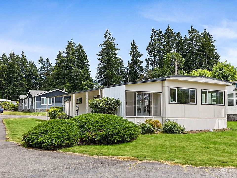1st image of 4045 49th Avenue SW #36